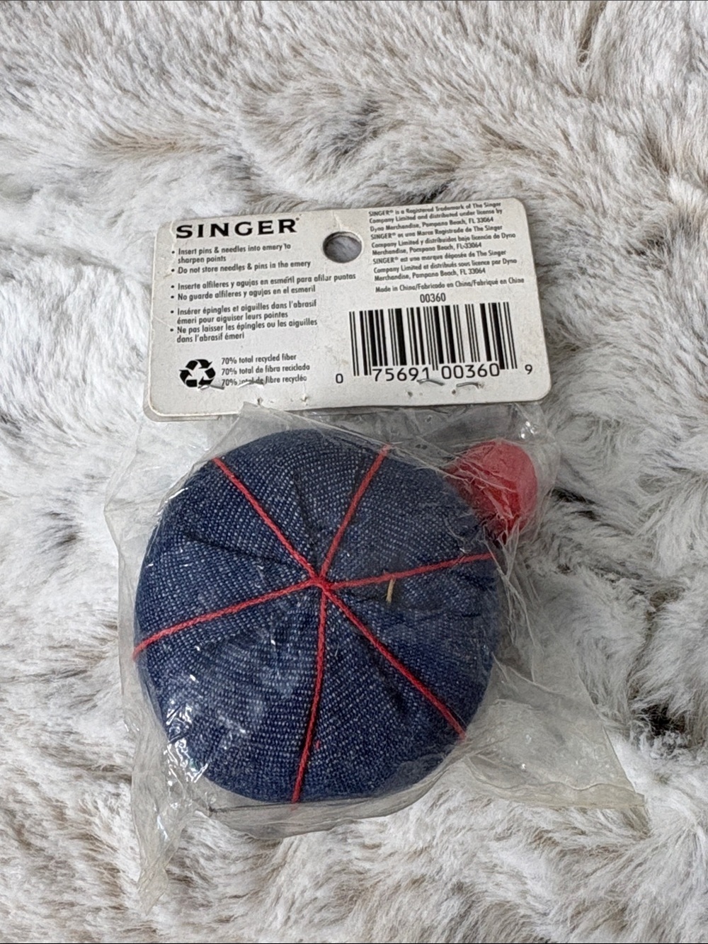 Singer Denim Pin Cushion. Vintage - Picture 3 of 4